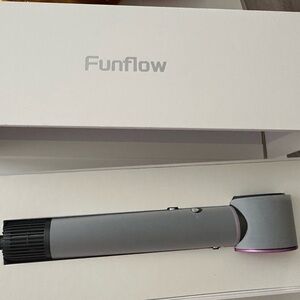 NWT Funflow 5 in 1 Hair Styler Hair Dryer Curling Volumizing Smoothing & Styling